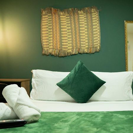 Africa House-Casa Hotel Laureles-La70 Medellín Eksteriør bilde