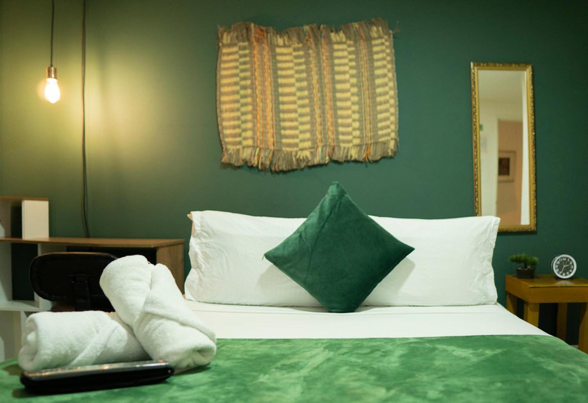 Africa House-Casa Hotel Laureles-La70 Medellín Eksteriør bilde
