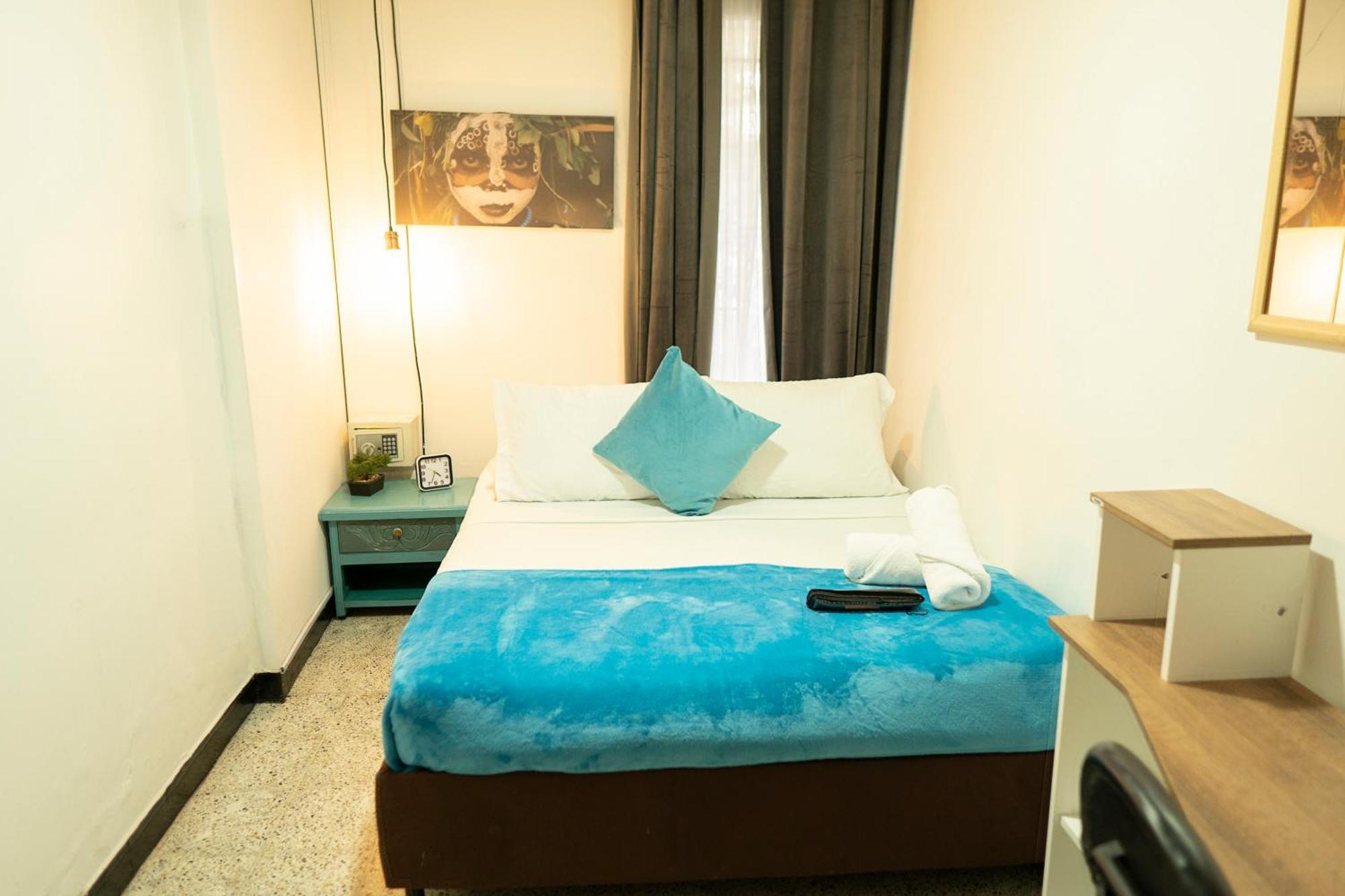 Africa House-Casa Hotel Laureles-La70 Medellín Eksteriør bilde