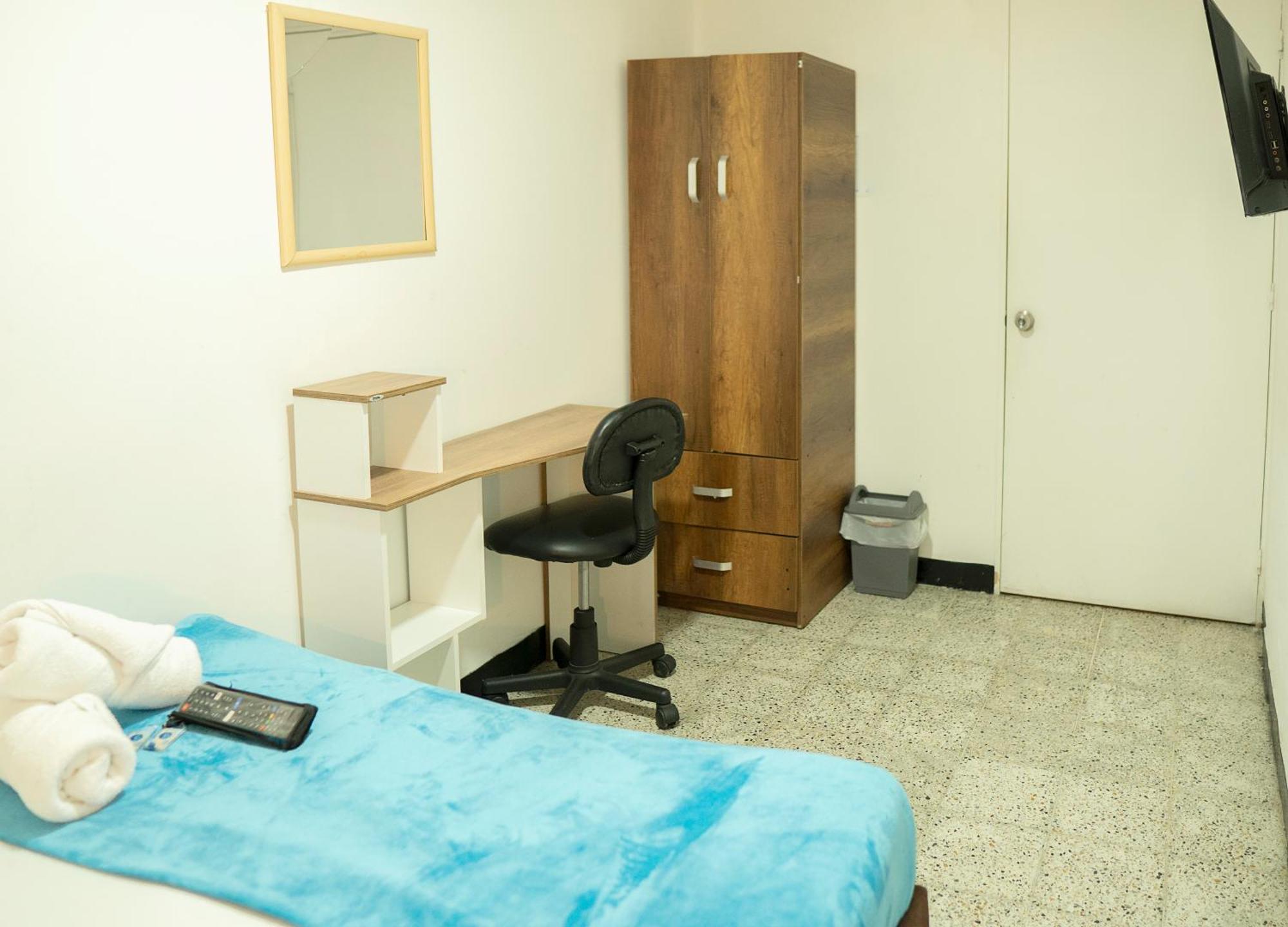 Africa House-Casa Hotel Laureles-La70 Medellín Eksteriør bilde