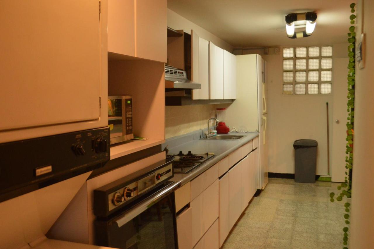 Africa House-Casa Hotel Laureles-La70 Medellín Eksteriør bilde