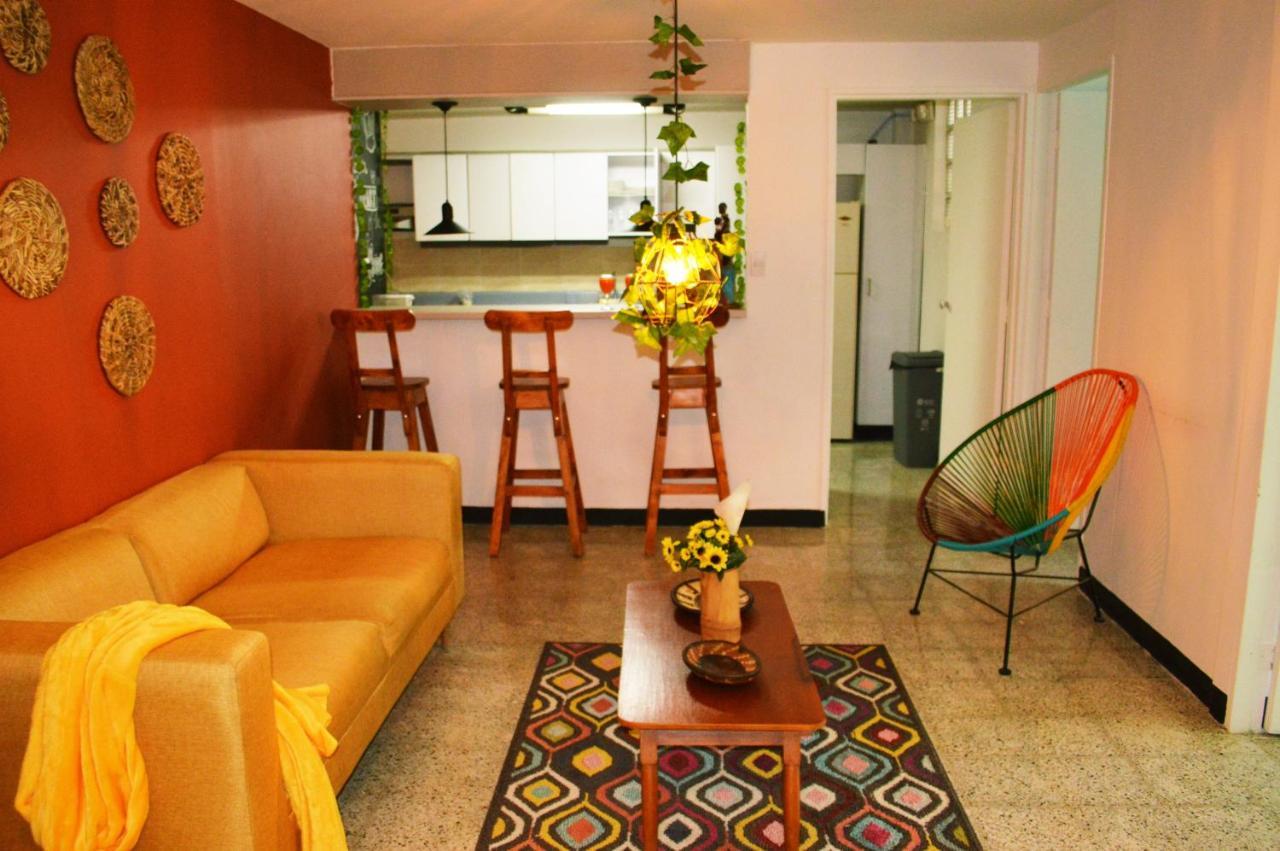 Africa House-Casa Hotel Laureles-La70 Medellín Eksteriør bilde